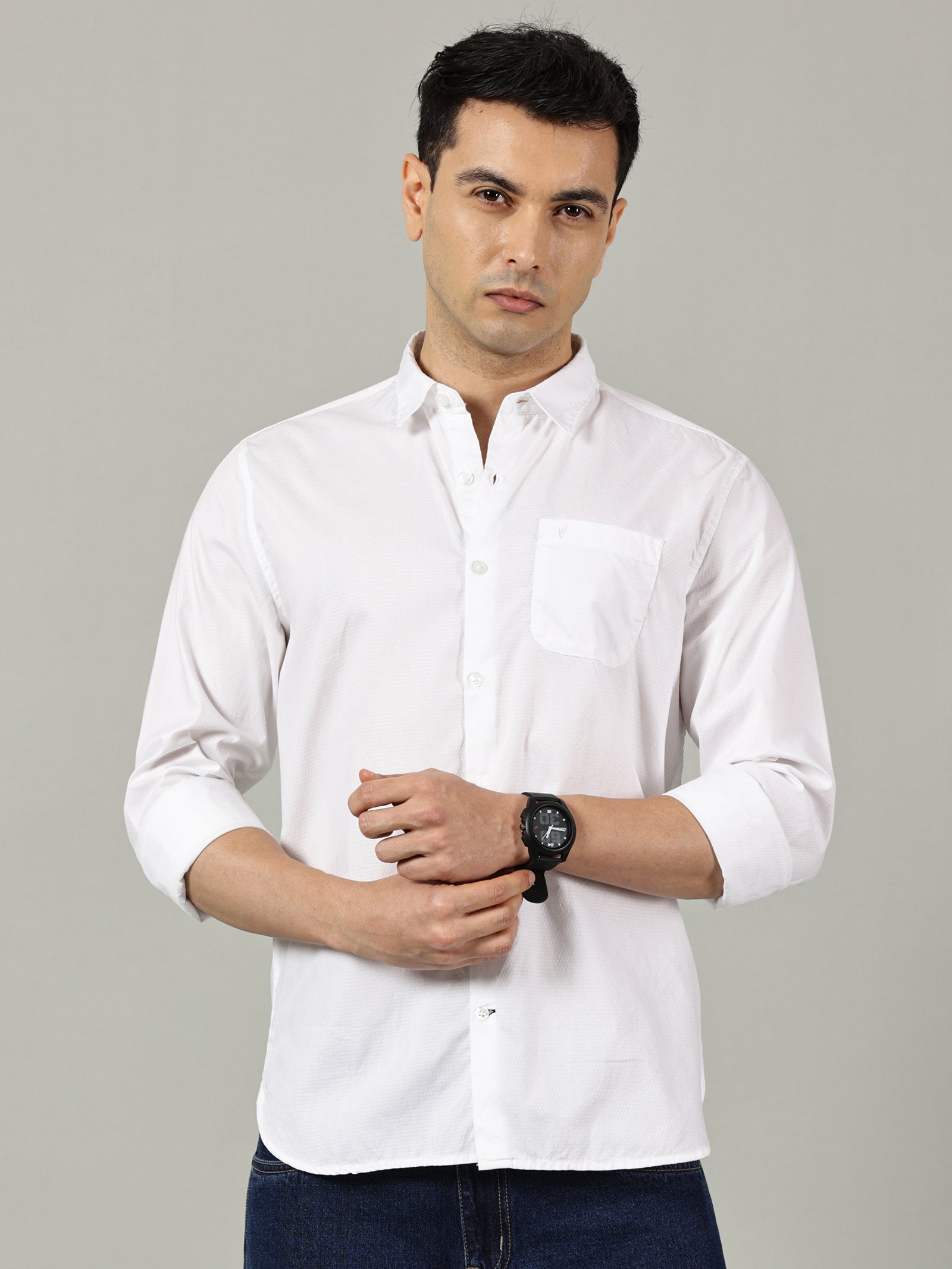 White Solid Slim Fit Cotton Shirt for Men