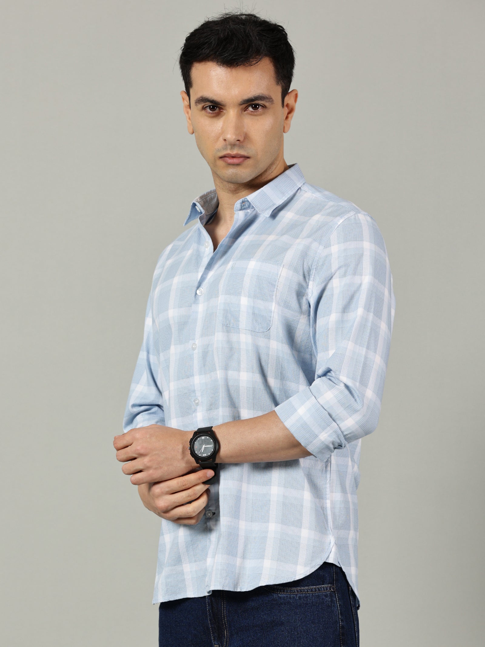 White Solid Slim Fit Cotton Shirt for Men