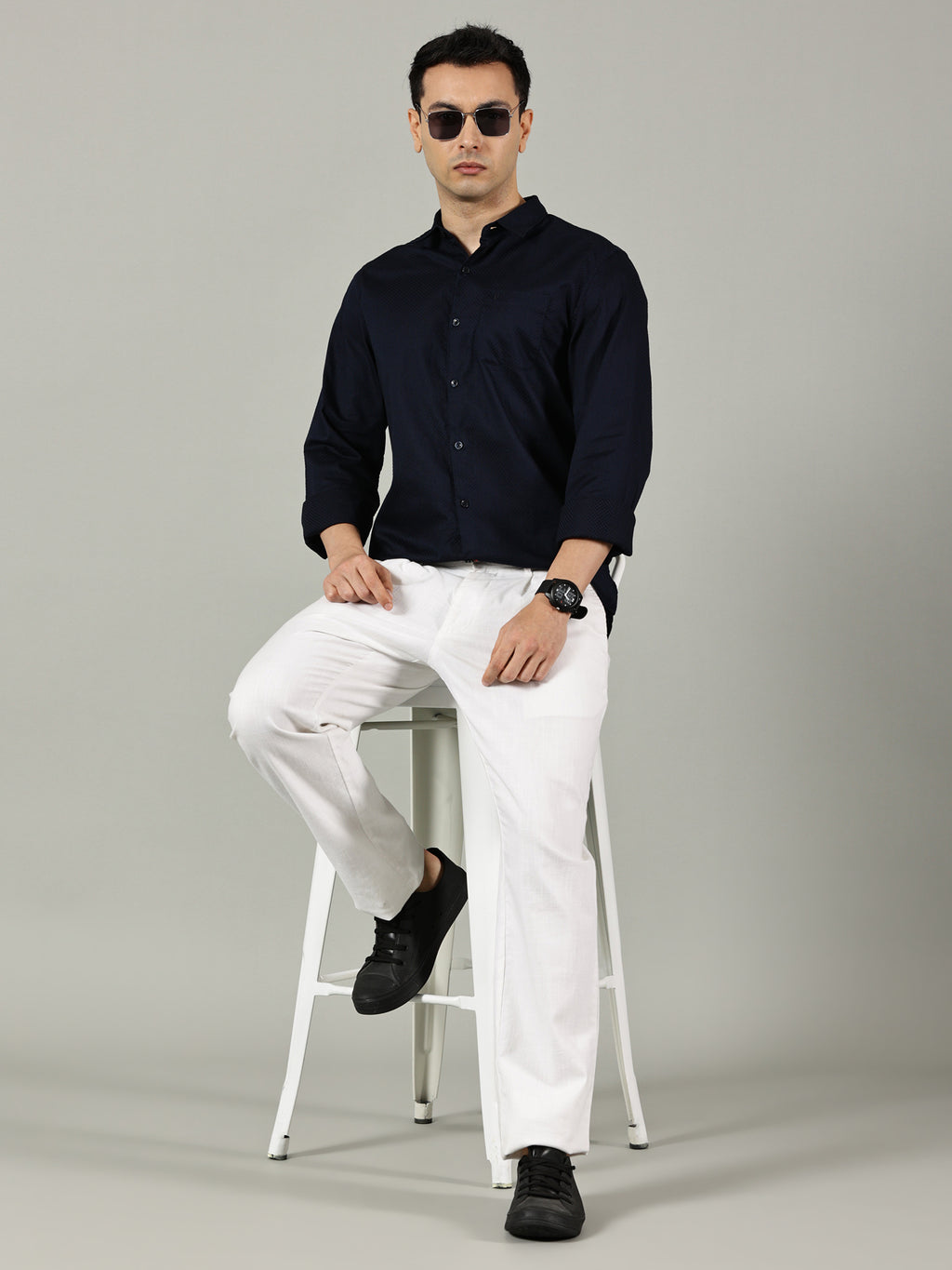 Navy Blue Solid Cotton Casual Shirt for Men