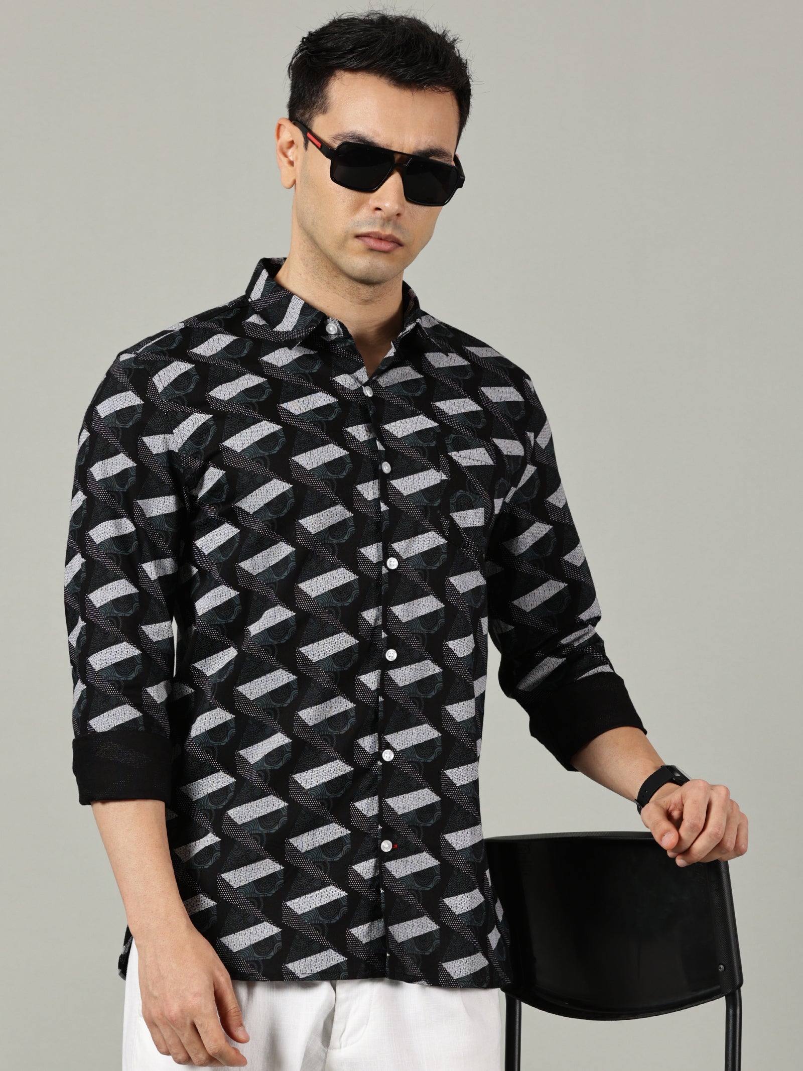 Geometric Black Printed Slim Fit Shirt for Men
